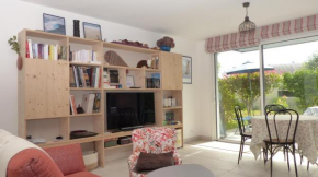 Appartement moderne avec terrasse proche de la mer